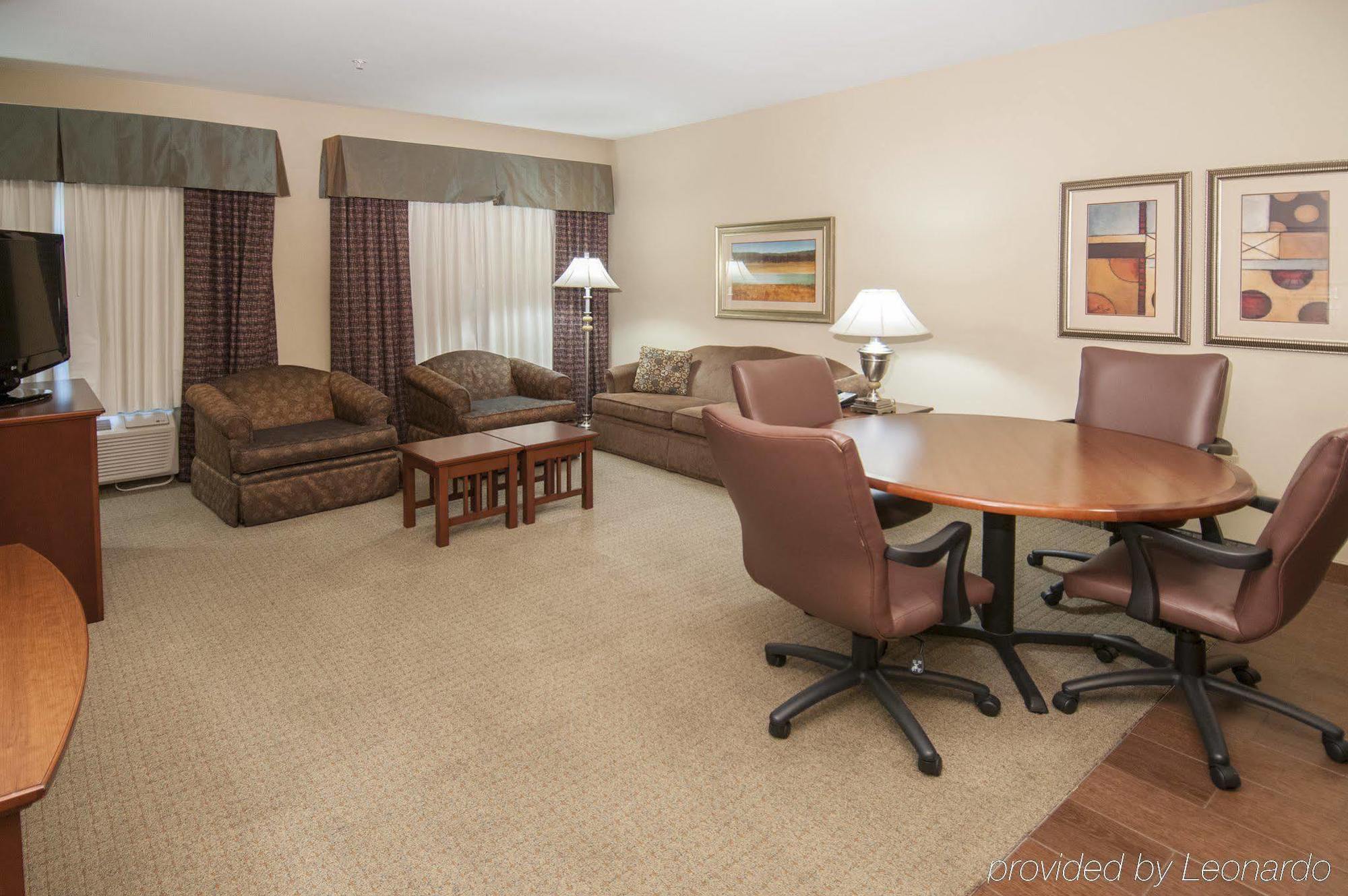 Westay Suites - Covington/Mandeville Dış mekan fotoğraf